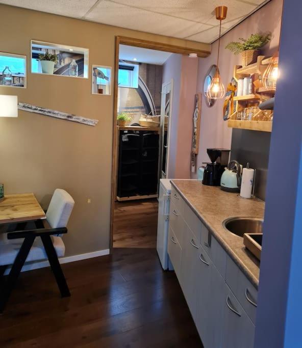 De Oliekan Small Apartment Lemmer